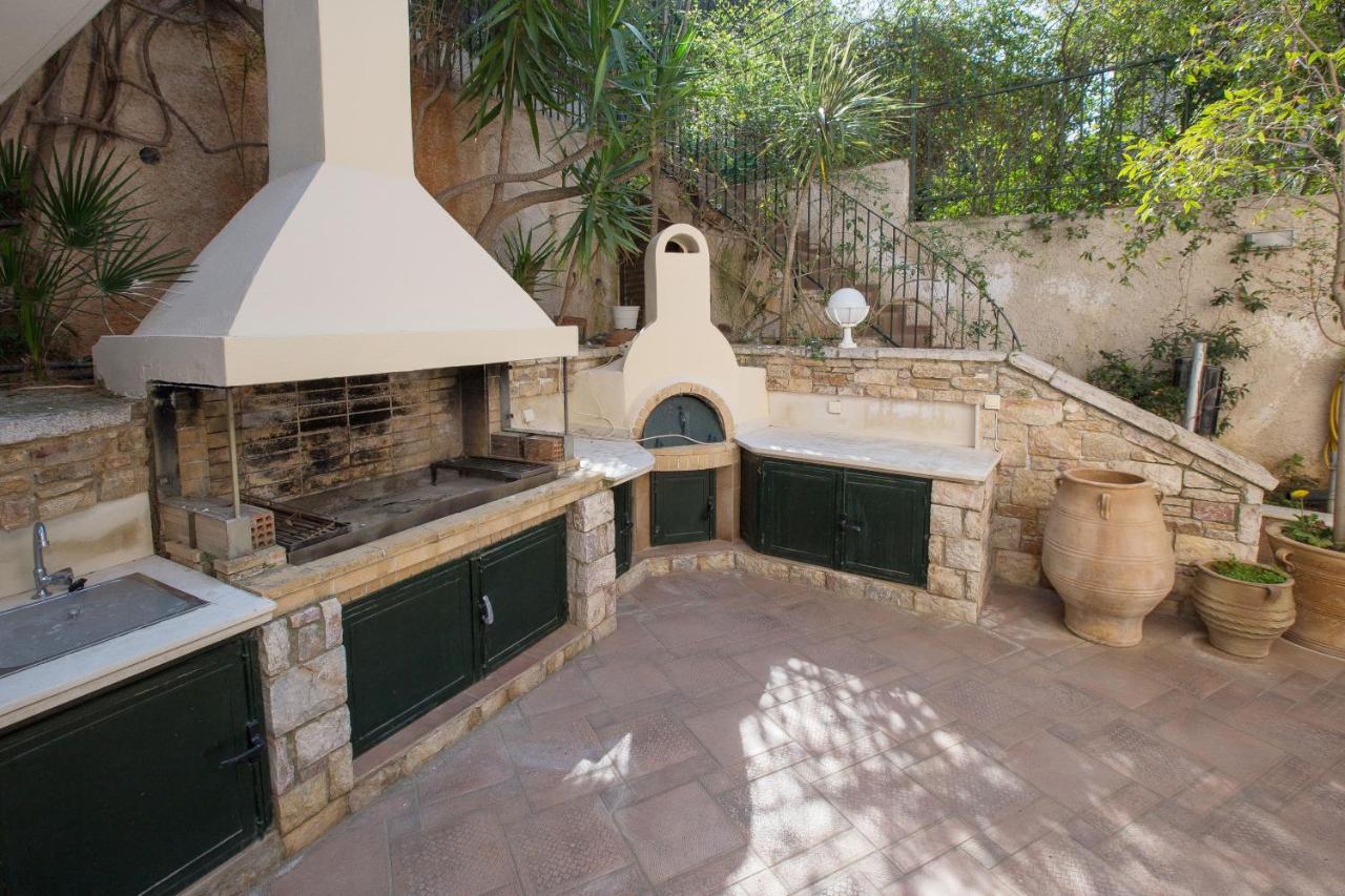 Exceptional Villa In Voula Near The Sea Athena Bagian luar foto