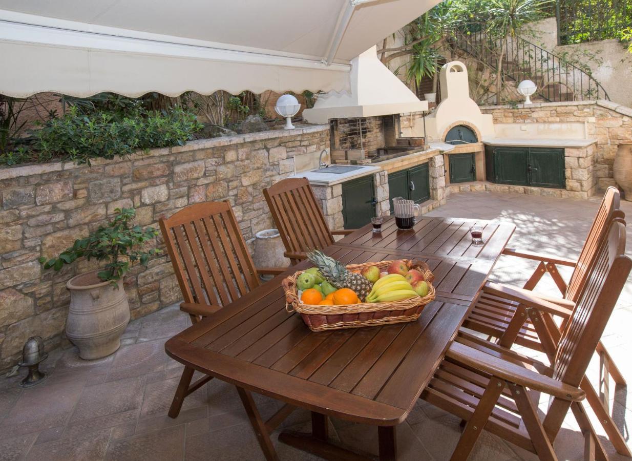 Exceptional Villa In Voula Near The Sea Athena Bagian luar foto