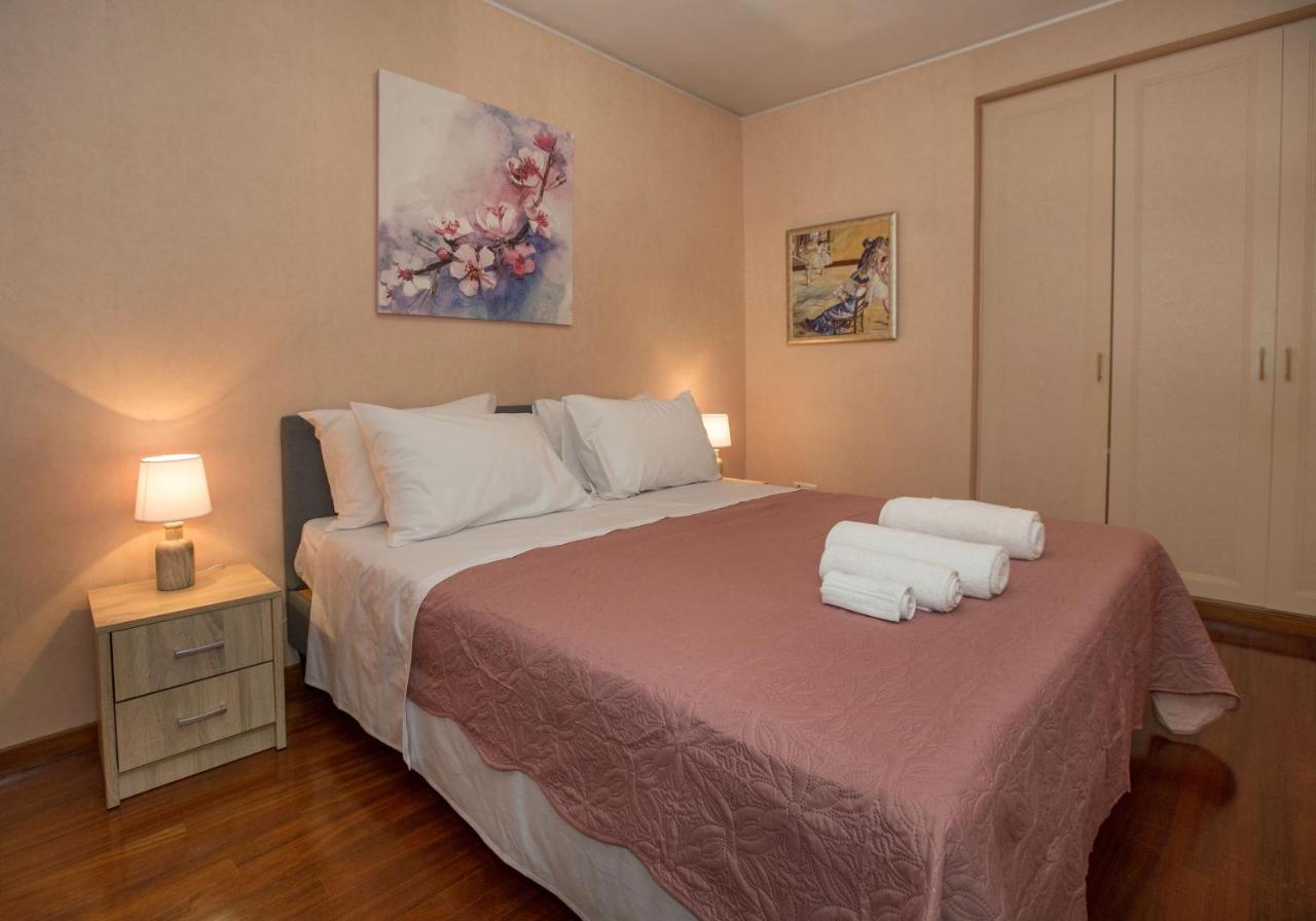 Exceptional Villa In Voula Near The Sea Athena Bagian luar foto